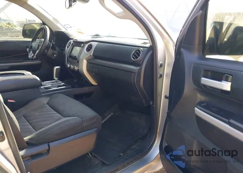 2019 Toyota Tundra Sr5 4.6L V8 z USA, uszkodzony, nr VIN 5TFEM5F11KX143380